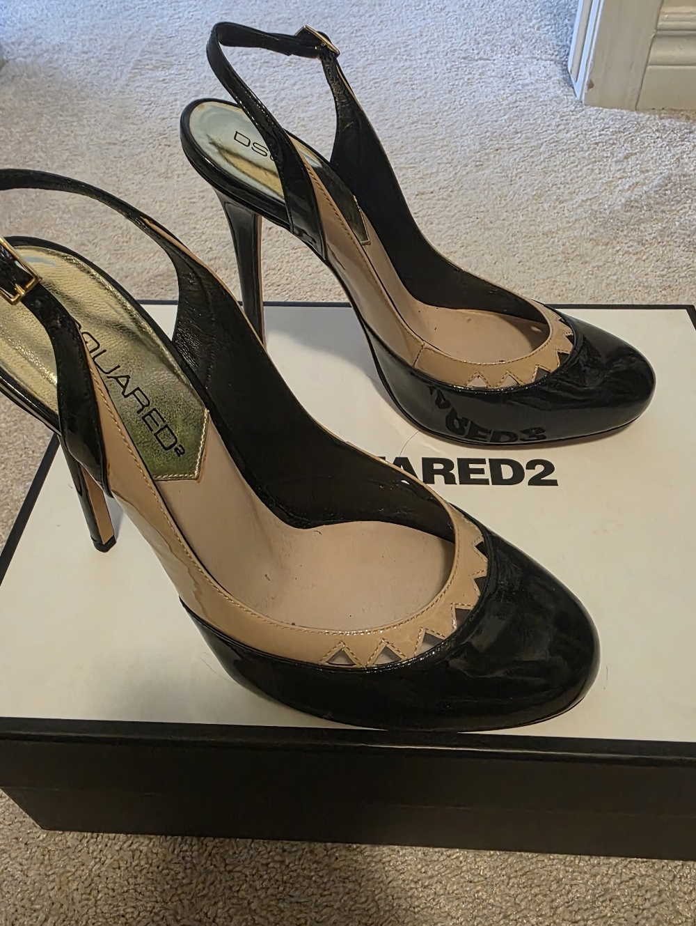 DSQUARED2 Black Patent and Nude Trim Slingback Pumps